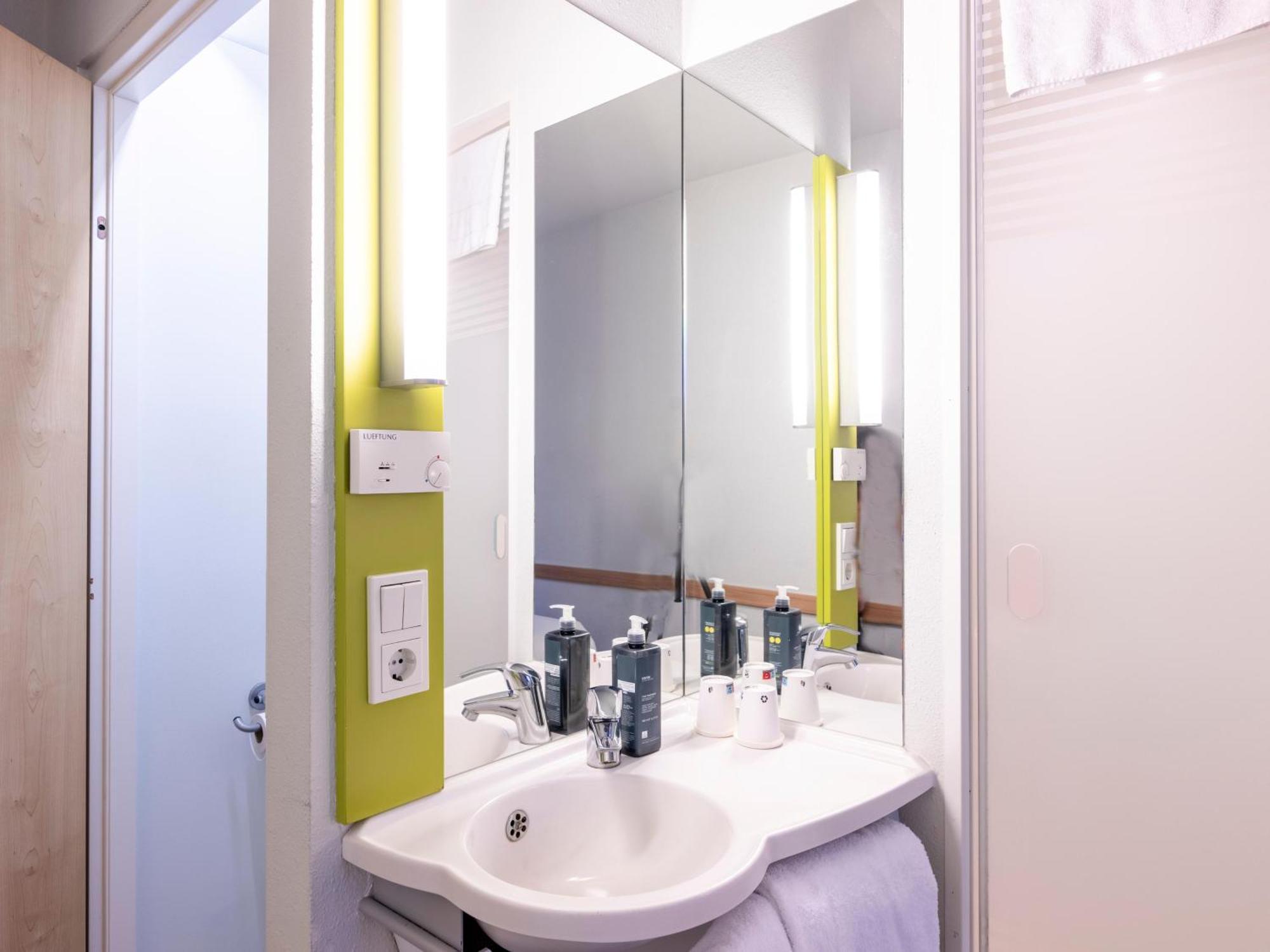 B&B Hotel Dortmund-West Extérieur photo